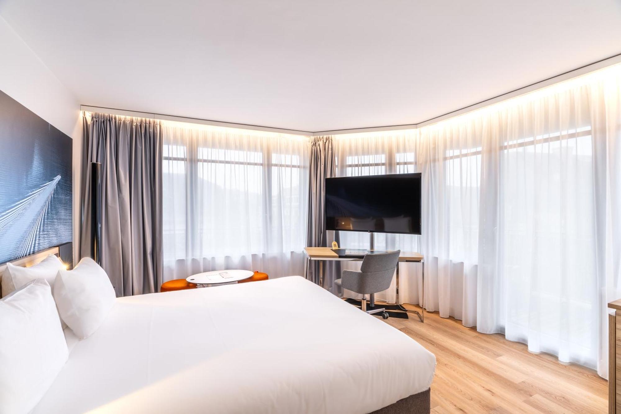 Novotel Deauville Plage Экстерьер фото