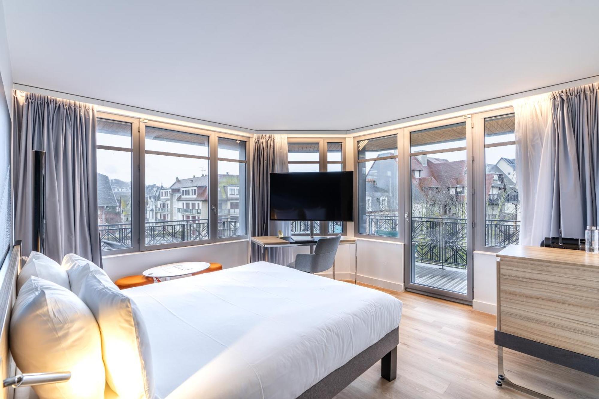 Novotel Deauville Plage Экстерьер фото